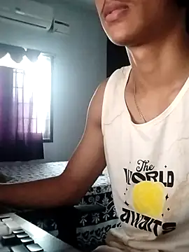 kjohn20 online show from December 2025 08:19:02 AM