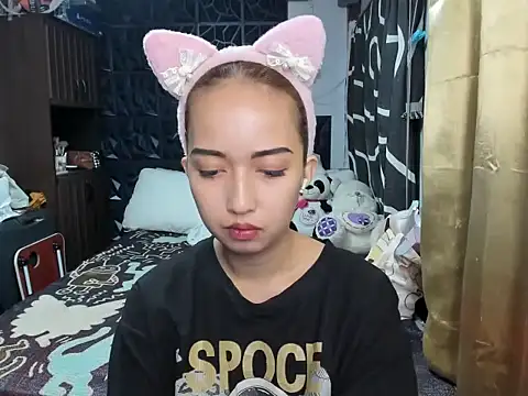 Soft Angel8 online show from December 2025 05:52:01 PM