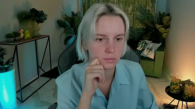 BethanyCloud online show from October 2025 02:22:02 AM