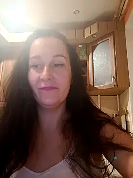 Amandda  online show from September 2025 06:46:01 PM