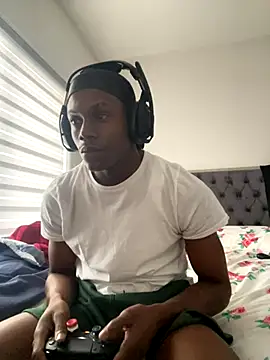 Snapshot of labishyoung25 chatting on December 2025 07:56:02 PM labishyoung25 online show from December 2025 07:56:02 PM