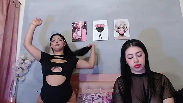 Olivia Spear online show from November 2025 12:49:02 PM