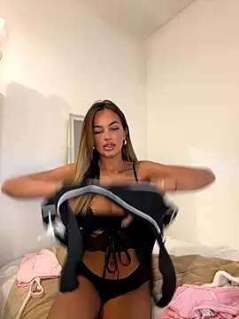 Snapshot of LaceyMayxox chatting on September 2025 05:36:02 PM LaceyMayxox online show from September 2025 05:36:02 PM