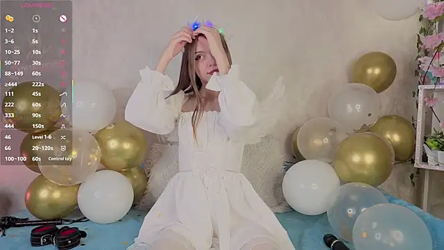 WeiSusi online show from November 2025 04:08:02 PM