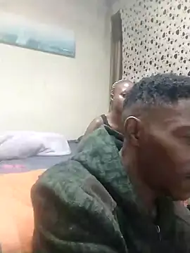 KruellaR1de3 online show from February 2026 12:11:02 AM