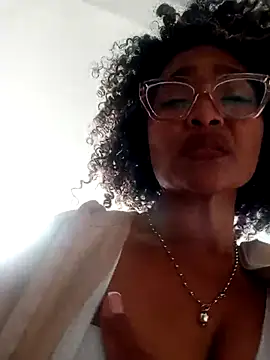 BiiancaEstradaa online show from February 2026 05:20:02 PM