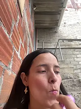 Mia jhoonson online show from January 2026 10:23:01 PM