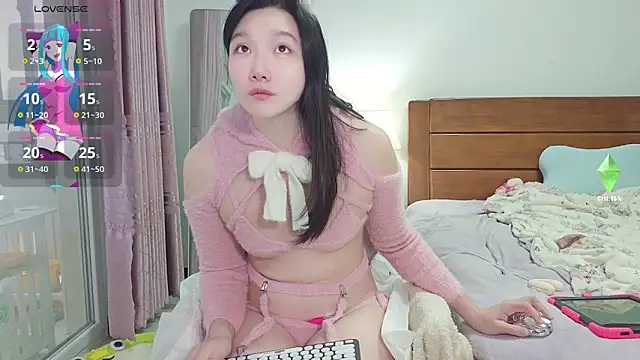 Eulalia-A online show from November 2025 02:39:02 AM