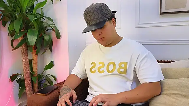 Naim Bennetsex online show from March 2026 06:35:02 PM