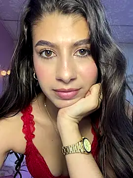 Lenapink19 online show from November 2025 07:49:02 PM