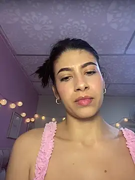 Snapshot of Lenapink19 chatting on January 2026 10:13:02 PM Lenapink19 online show from January 2026 10:13:02 PM