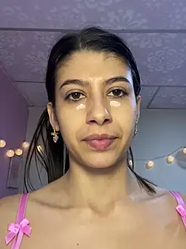 Snapshot of Lenapink19 chatting on February 2026 10:36:01 PM Lenapink19 online show from February 2026 10:36:01 PM