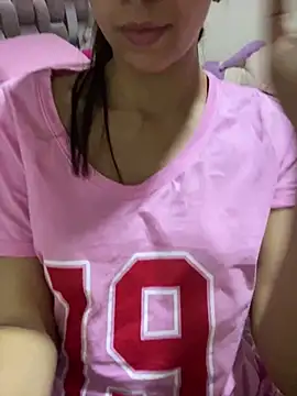 Snapshot of Lenapink19 chatting on February 2026 05:30:01 PM Lenapink19 online show from February 2026 05:30:01 PM