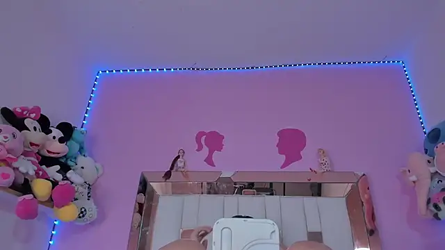 Snapshot of Emmy_Rivas chatting on September 2025 08:54:01 PM Emmy Rivas online show from September 2025 08:54:01 PM