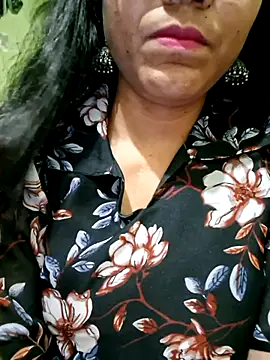 Snapshot of Telugu___Sexygirl___Naidu chatting on April 2026 04:31:02 PM Telugu Sexygirl Naidu online show from April 2026 04:31:02 PM