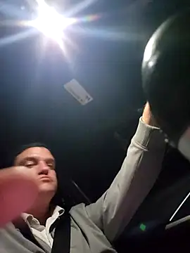 cumitted online show from November 2025 04:12:01 AM