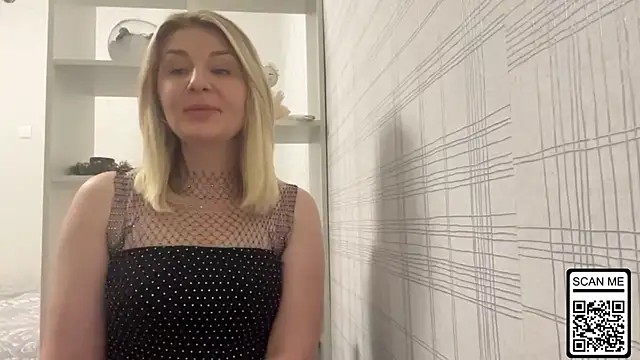 Blondie xoxoxo online show from November 2025 02:05:01 PM