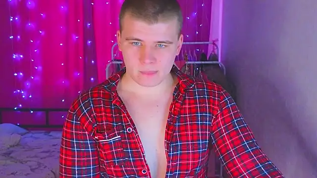 kittenmurr online show from February 2026 06:06:02 AM