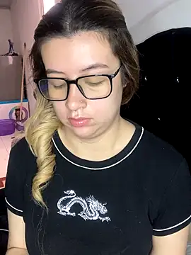 Blair Bunnyy online show from November 2025 06:08:01 PM