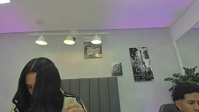 violet and myers online show from November 2025 11:23:02 AM