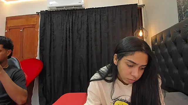 violet and myers online show from November 2025 11:42:01 AM