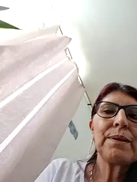 swity foster online show from February 2026 08:29:01 PM