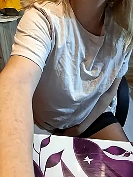 qSensi online show from October 2025 11:53:01 PM