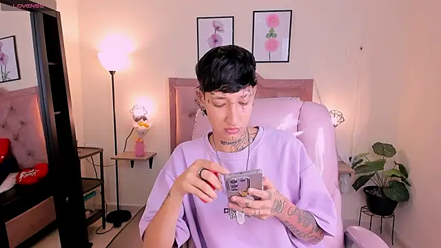 Luci Rose online show from October 2025 02:43:02 AM