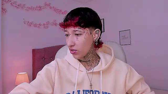 Luci Rose online show from March 2026 12:56:02 PM