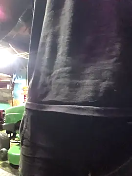 twistafatpipe online show from October 2025 11:07:02 AM