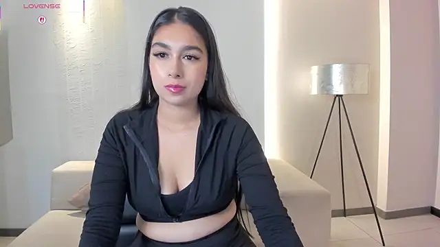 VeronicaBlue online show from November 2025 09:30:02 AM