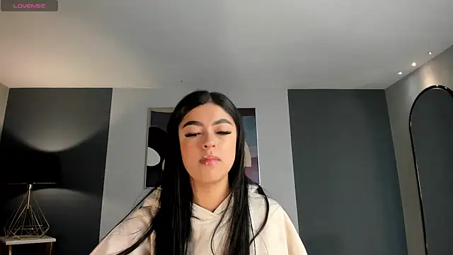 Snapshot of NataliaGaret chatting on September 2025 11:39:02 PM NataliaGaret online show from September 2025 11:39:02 PM