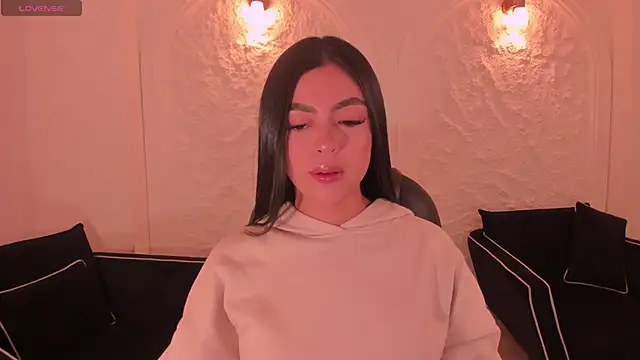 NataliaGaret online show from November 2025 05:13:02 AM