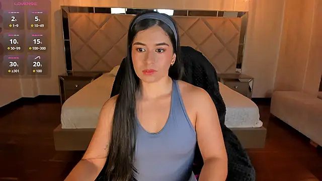 MilaColeman online show from April 2026 03:28:02 AM