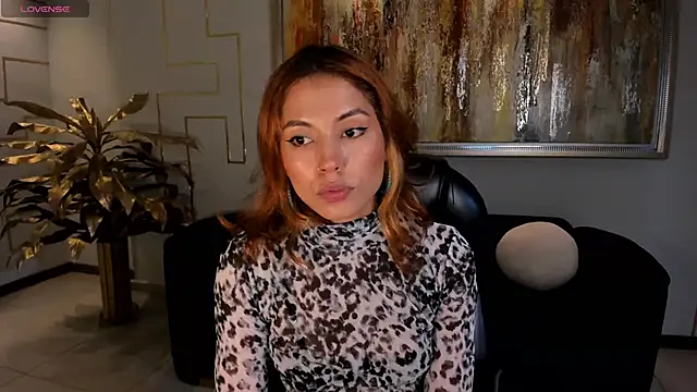 AmberColors  online show from September 2025 07:28:01 PM