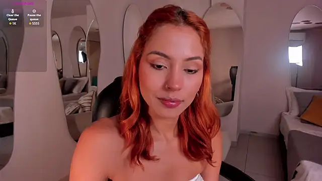 AmberColors  online show from November 2025 07:34:02 PM