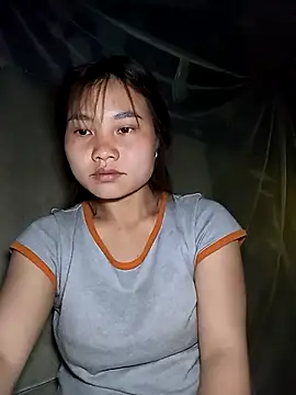 EllyBaby20 online show from April 2026 10:51:01 PM