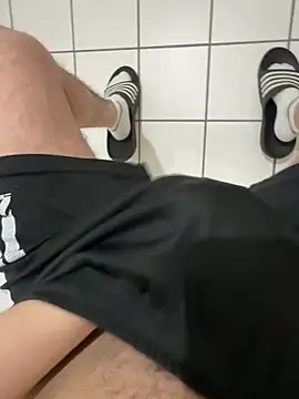 Dicksxd online show from February 2026 04:56:01 PM