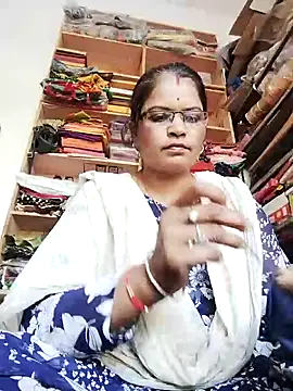 Snapshot of Bhavna_hot chatting on September 2025 11:32:02 AM Bhavna hot online show from September 2025 11:32:02 AM