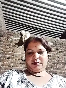 Snapshot of Bhavna_hot chatting on October 2025 11:47:02 PM Bhavna hot online show from October 2025 11:47:02 PM