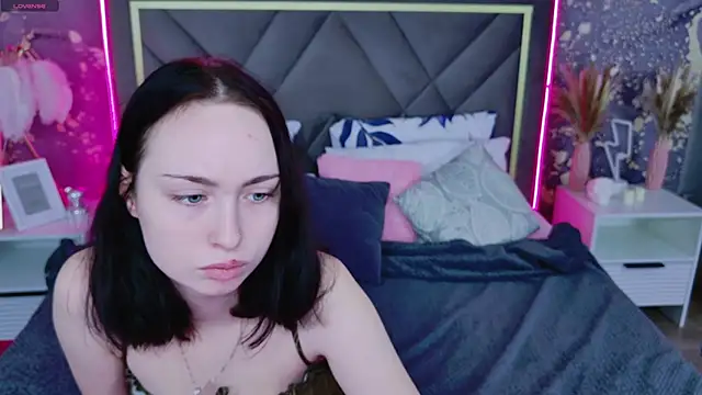 MonikaCarter online show from November 2025 12:08:02 PM