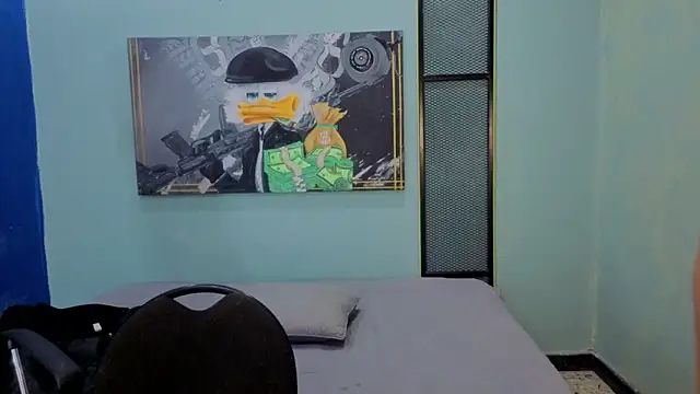 DylanGuss online show from November 2025 11:43:02 AM