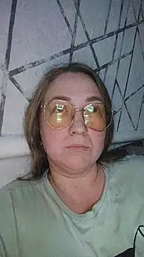 Snapshot of Kiss_Eva chatting on December 2024 10:17:01 PM Kiss Eva online show from December 2024 10:17:01 PM