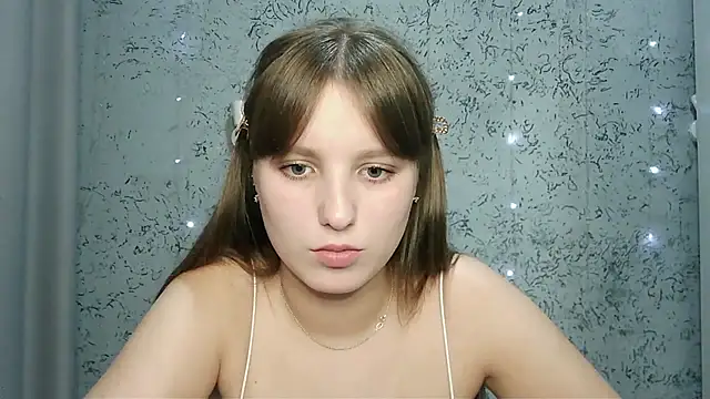 Leonaalove online show from November 2025 08:25:02 AM