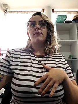 CurvyLust x online show from November 2025 01:55:02 PM