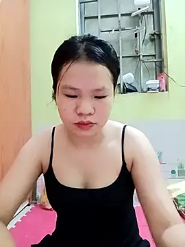 emyeuhss online show from September 2025 03:06:02 AM