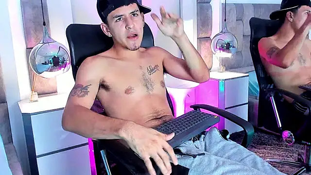 MikeMyllers online show from October 2025 03:45:01 AM