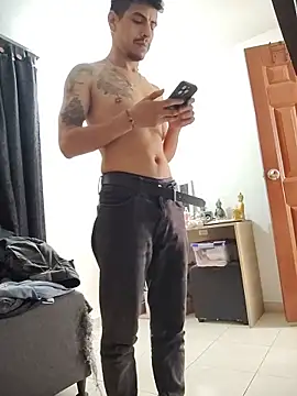 Juann-cock online show from May 2026 06:25:01 PM
