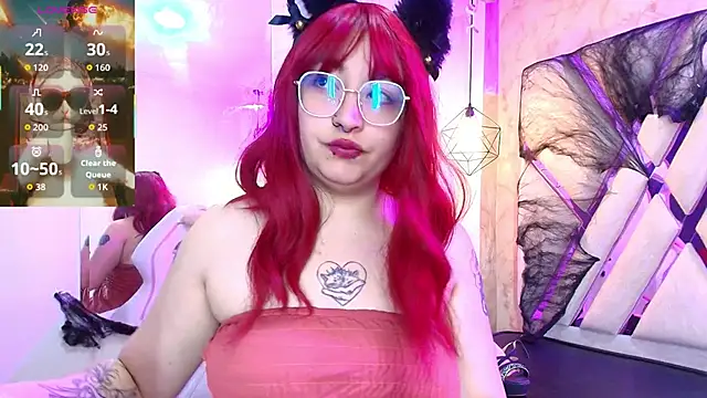 Lilith curvy online show from November 2025 07:43:01 PM