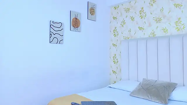 Samanta Isel online show from October 2025 03:04:02 AM